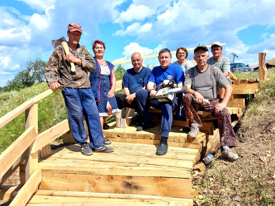 Вместе потрудились на пользу поселка